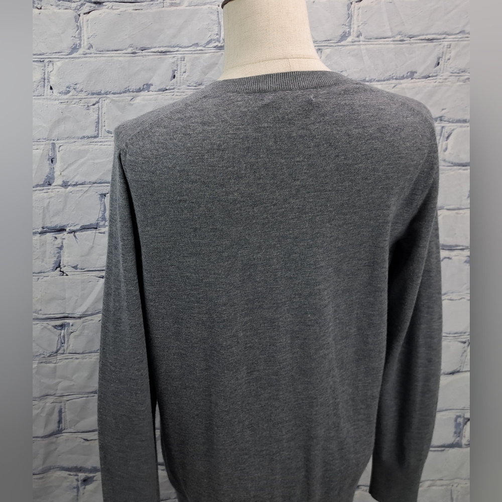Burberry Men's Sweater 100% Cashmere Equestrian Knight Gray Pullover Size Large - Picture 7 of 16